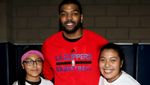 Josh Smith Poses with 2 Young Clipper Fans 2016