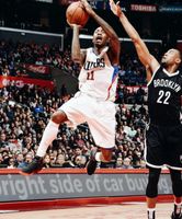 Jamal Crawford Goes For Double-Clutch Bank Shot Inside vs the Nets 2016